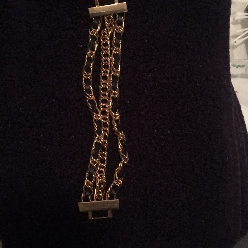 Black and gold chain bracelet